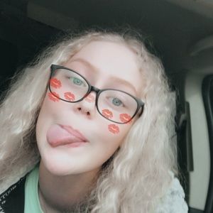 Meet your Posher, Ashlynn